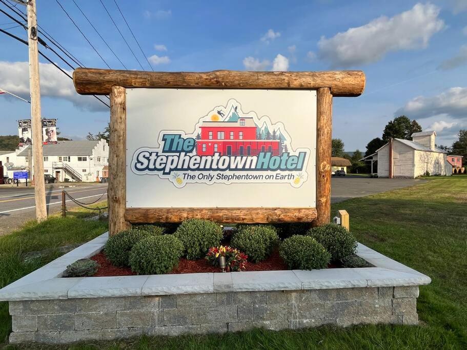 2 Bed Berkshire Getaway @ Stephentown Hotel Extérieur photo