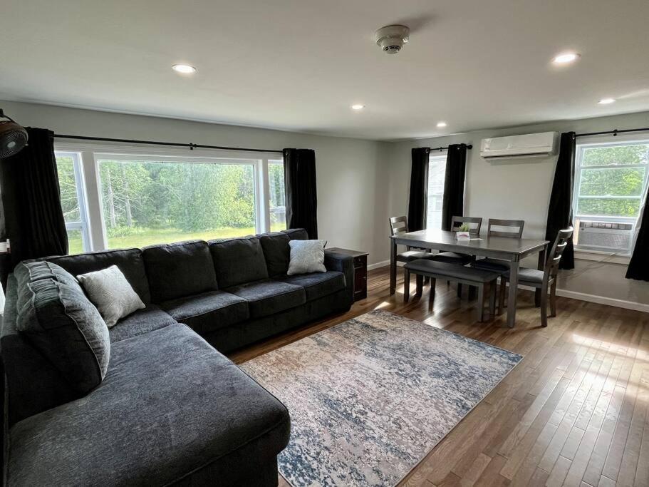 2 Bed Berkshire Getaway @ Stephentown Hotel Extérieur photo